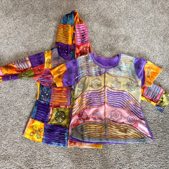 Rising International hoodie and top - Picture 1 of 3